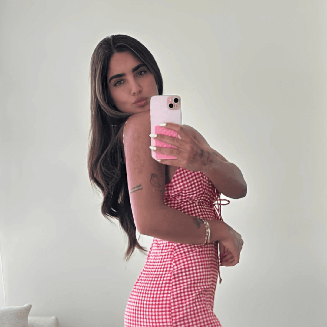 <em>Isabella R.</em>